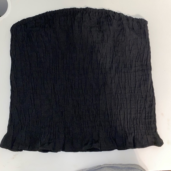 2 Strapless Tops - Picture 3 of 5